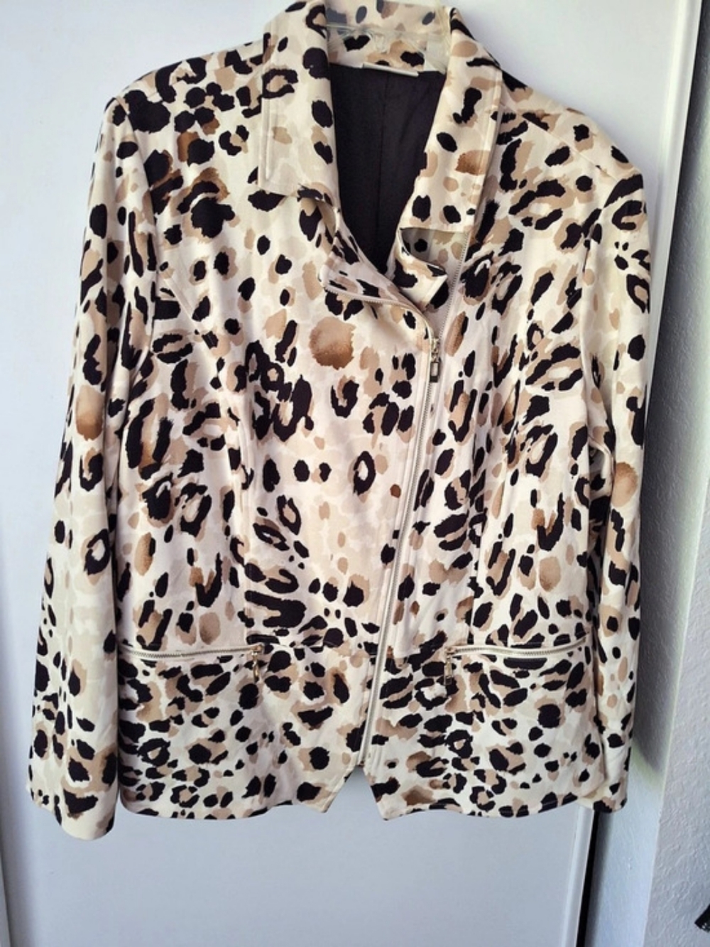 Chico's Animal Print Blazer in Cream & Black Size 3